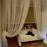 公寓式酒店 Villaggio Smeralda By Sardegna Smeralda 4*