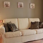 公寓式酒店 Villaggio Smeralda By Sardegna Smeralda 4*